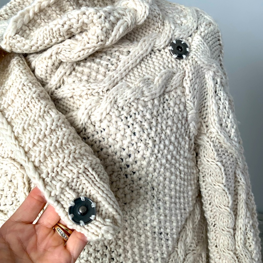 Sabine Cozy Cream Cable Knit Sweater - Picture 10 of 11